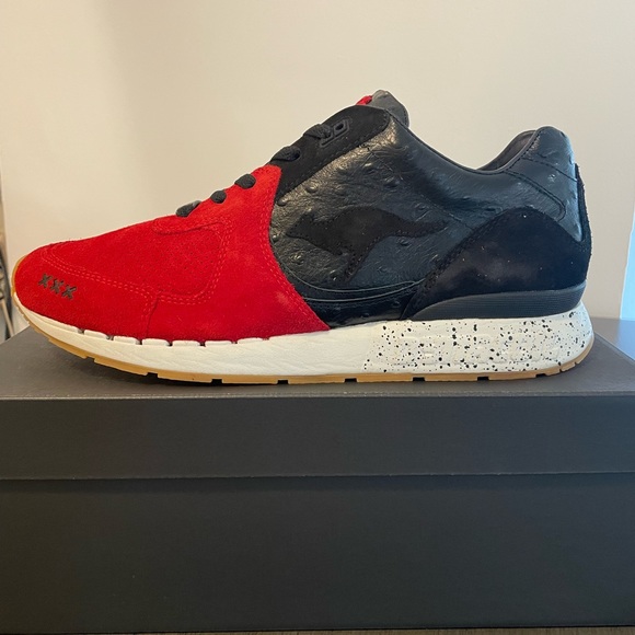 KangaROOS x SneakerBAAS Coil-R2 "Sin City" Sneaker - Picture 3 of 12